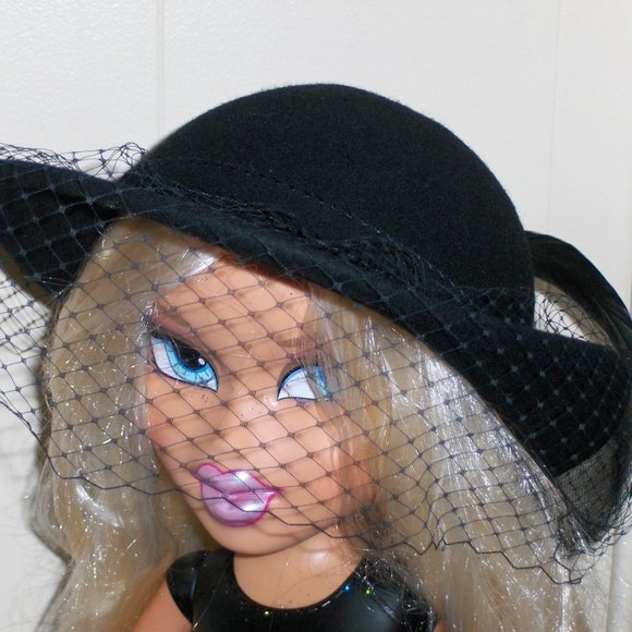 Lancaster Women's Black Hat with Feathers and Netted Felted Wool - Picture 1 of 15